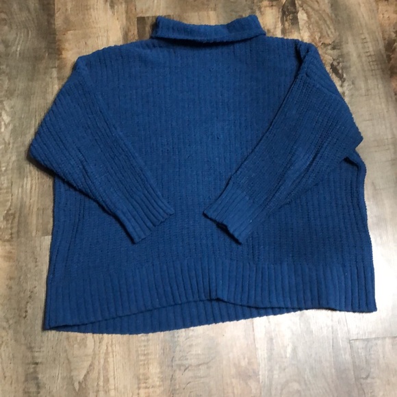 Aerie Oversized Turtleneck Knitwear - Picture 2 of 5